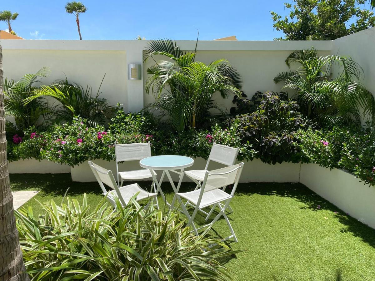 Yoyita Suites Aruba Villa Palm Beach Kültér fotó